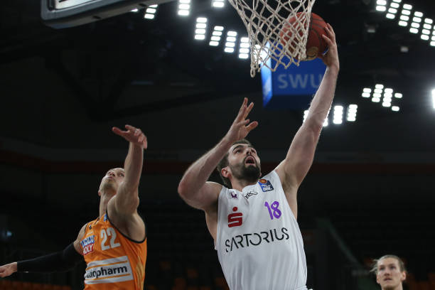 这与过去几 这与过去几